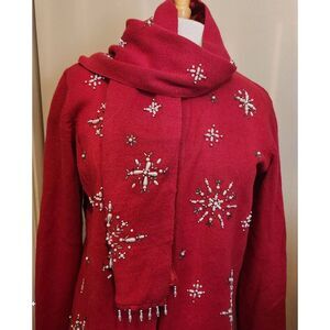 C11 White Stag beaded sweater with scarf